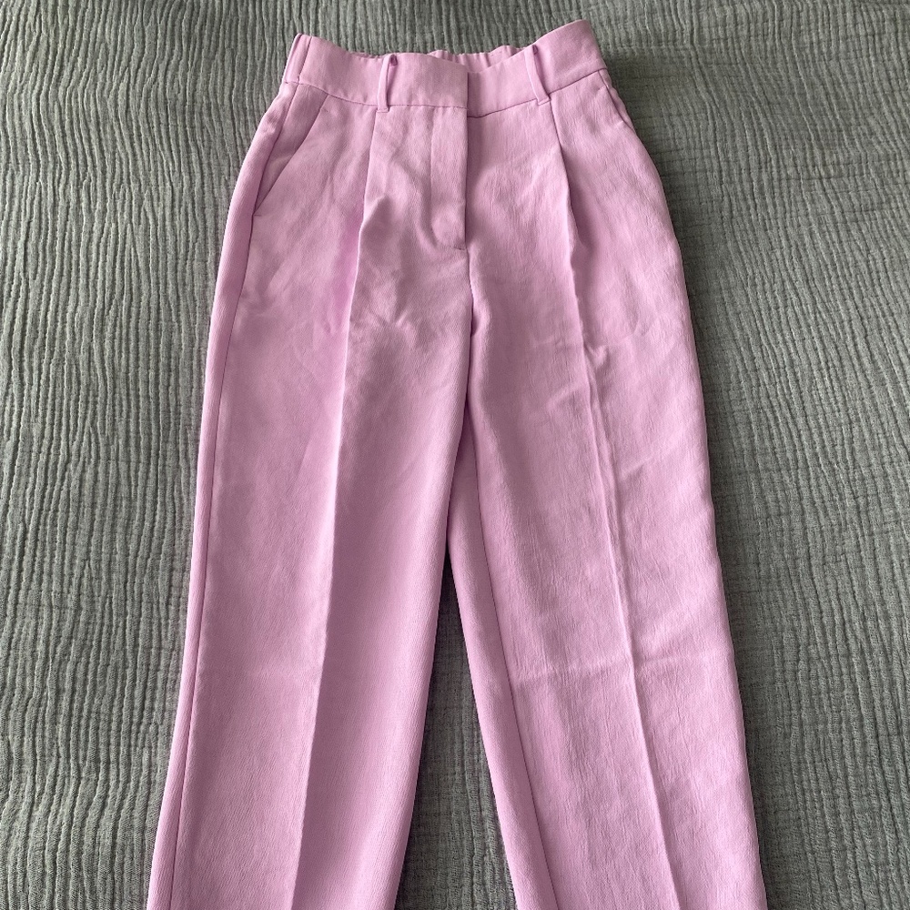 High-Rise Pleated Wide-Leg Pants - Pink